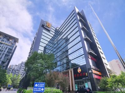 廣渠門通正國際大廈300平特價辦公室出租 正對電梯，地鐵便捷，專業管理